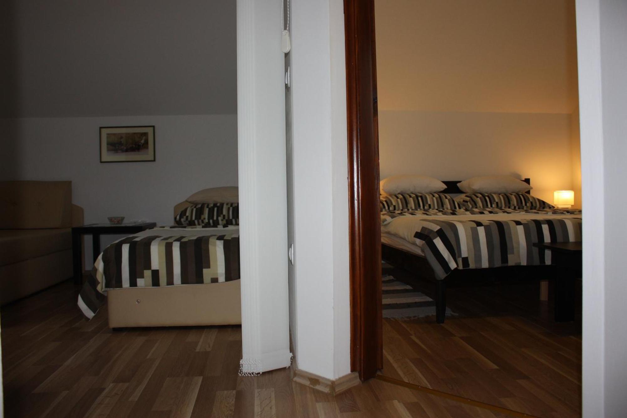 D.I.M. Holiday House Seliste Dreznicko Ngoại thất bức ảnh